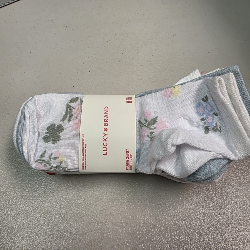 Lucky Brand Women's 8-Pairs Everyday Comfort Quarter Socks Size 4-10